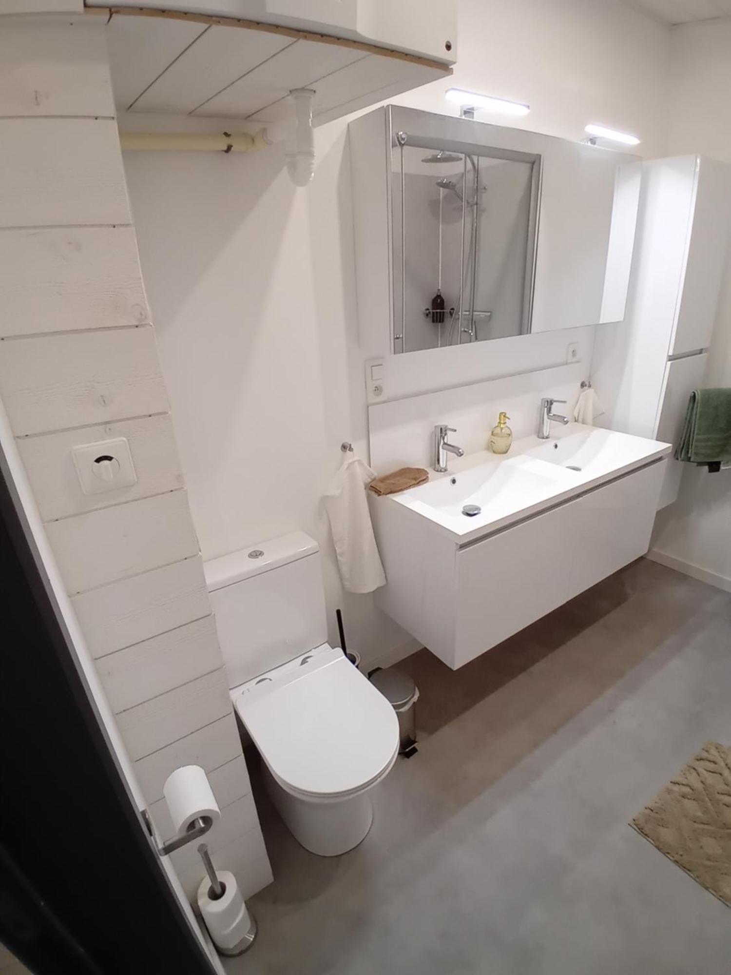 Leuze Escale Hotell Eksteriør bilde